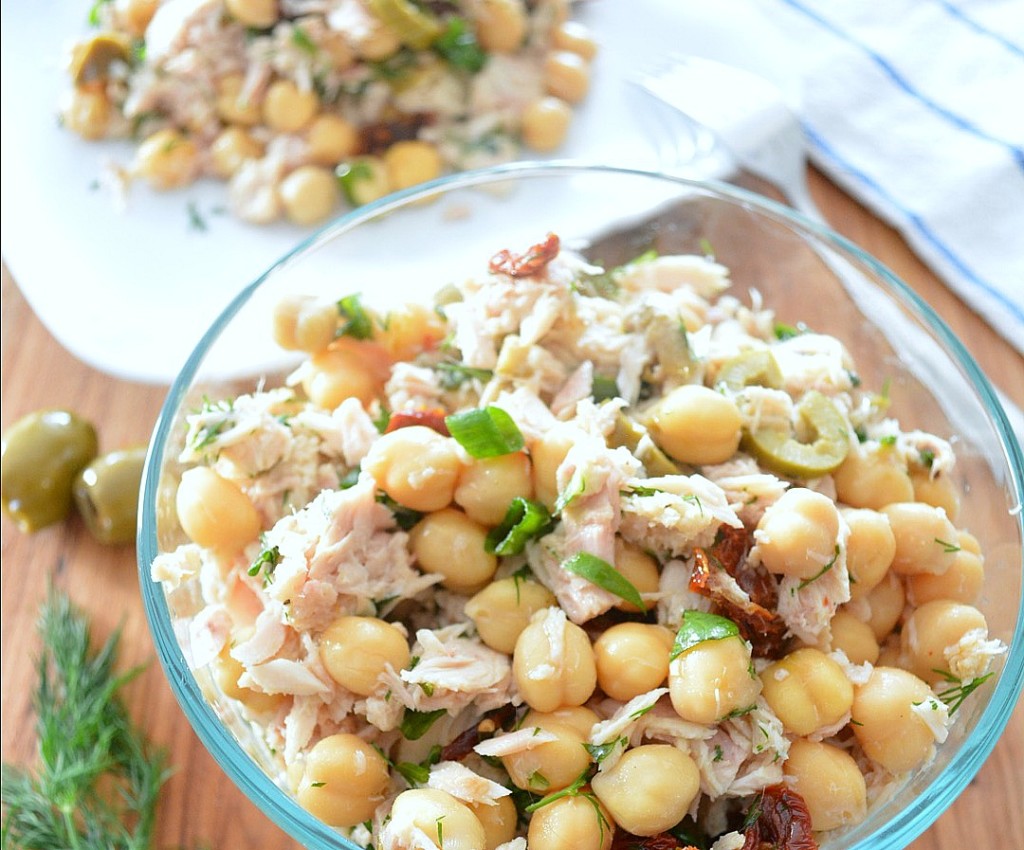 Mediterranean Tuna Salad Main