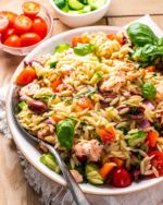 Start the week off right with this salmon orzo pasta salad, full of healthy fats and plenty of protein! 

https://www.sizzlefish.com/blogs/salmon/salmon-pasta-salad